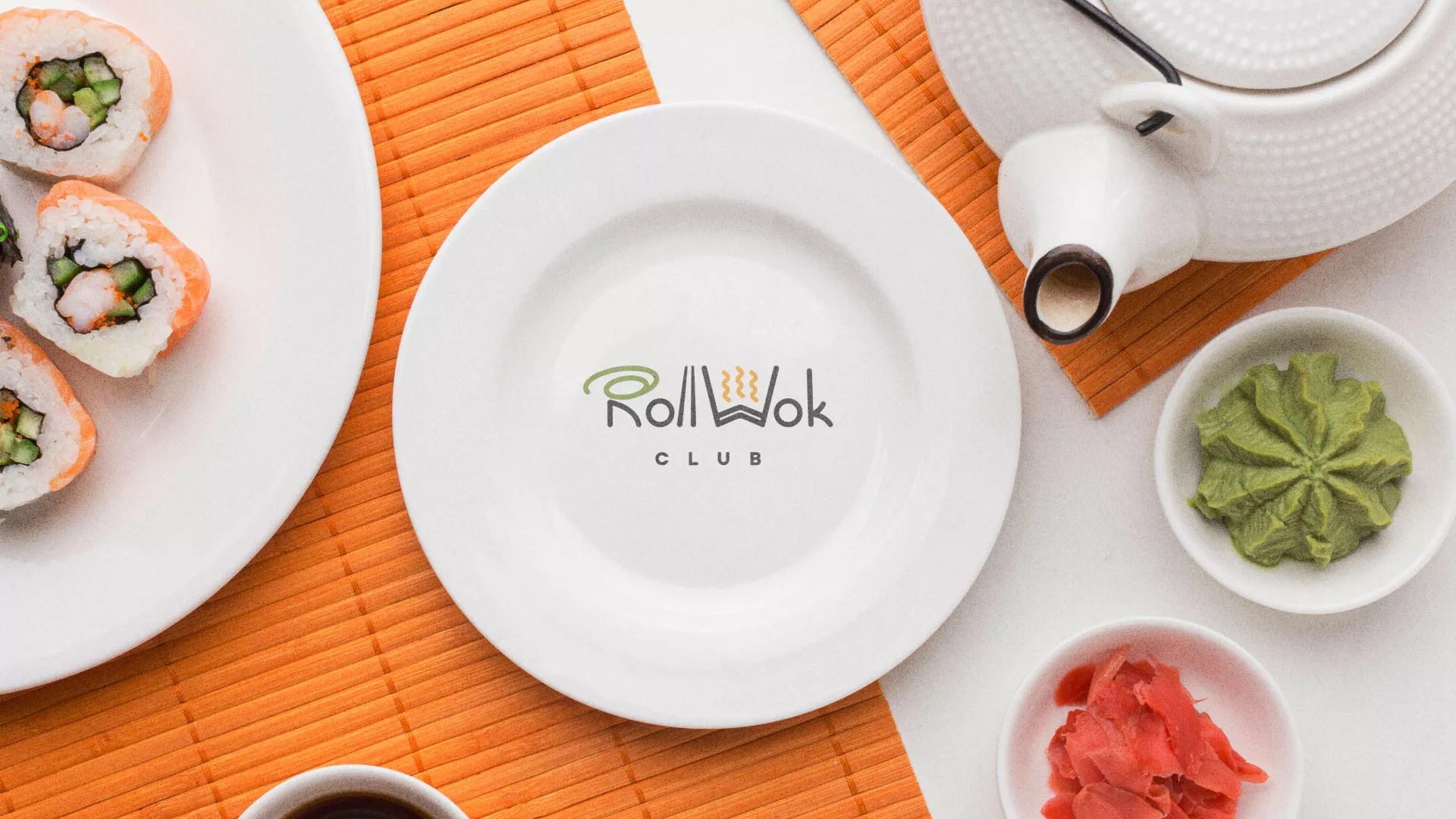 Разработка логотипа и фирменного стиля в Можге для суши-бара «Roll Wok Club» Разработка логотипа и фирменного стиля в Можге для суши-бара «Roll Wok Club»